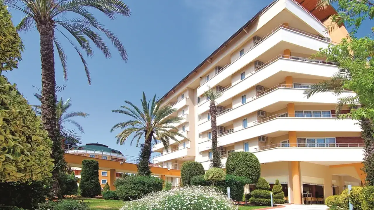 ALAIYE RESORT & SPA