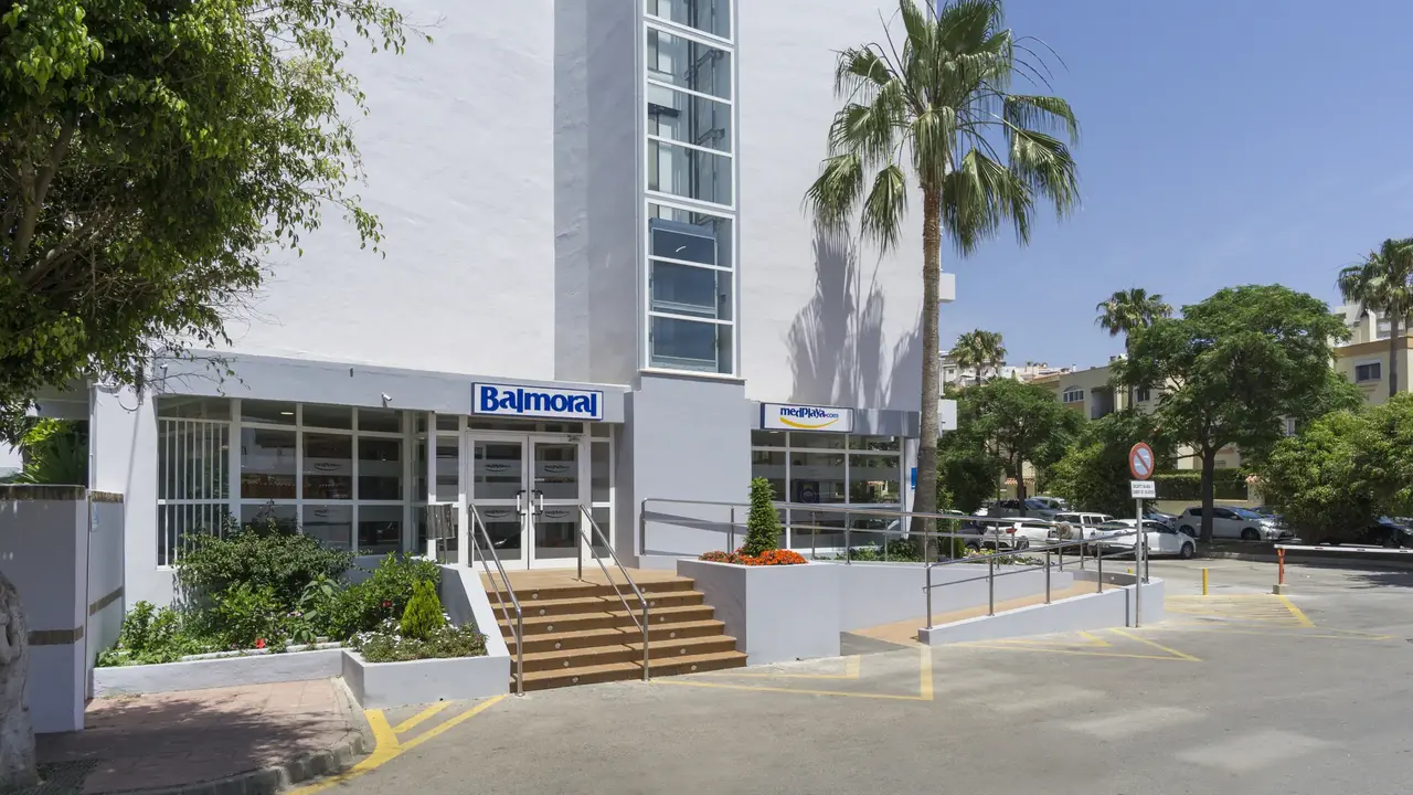 Alba Beach (Ex Balmoral)