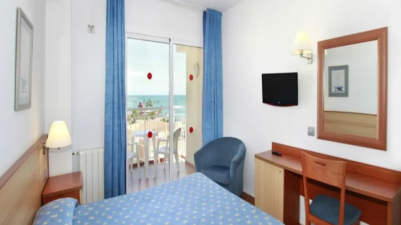 Alba Beach (Ex Balmoral)