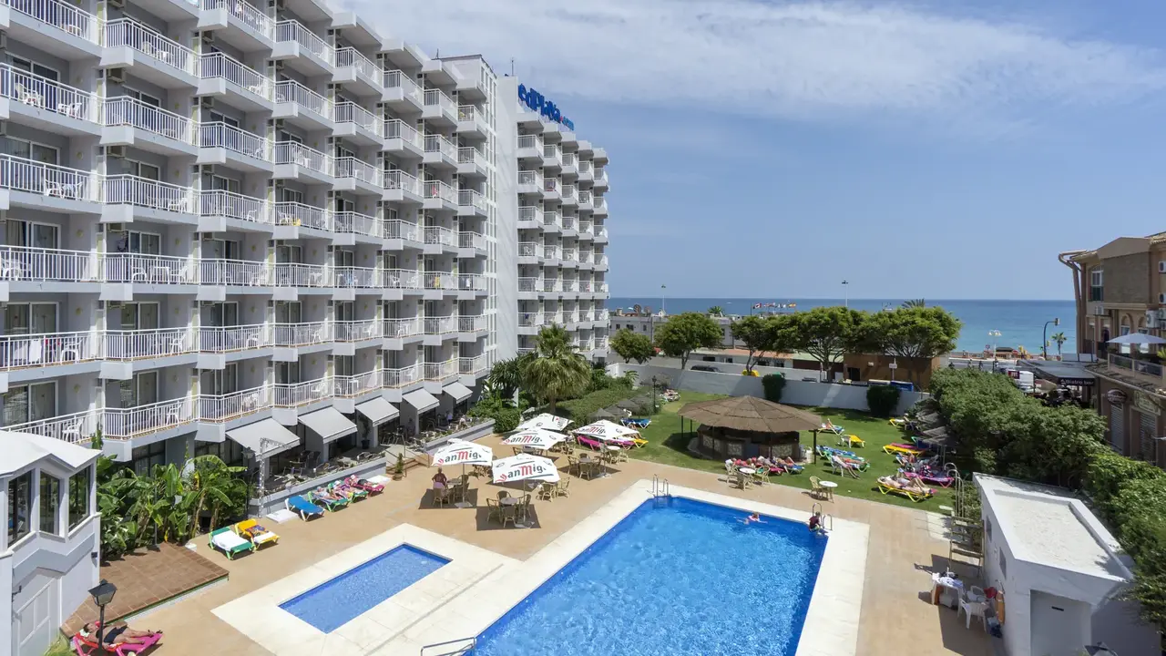 Alba Beach (Ex Balmoral)