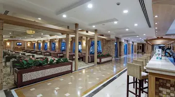 Alba Queen Hotel