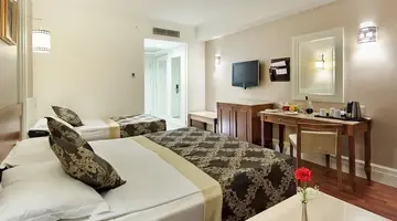 ALBA QUEEN HOTEL