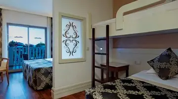 ALBA QUEEN HOTEL