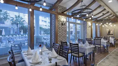 ALBA QUEEN HOTEL