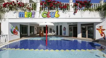 Alba Queen Hotel