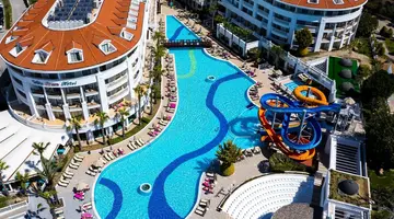 Alba Queen Hotel