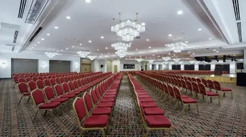 Alba Queen Hotel