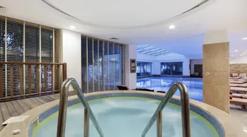 ALBA QUEEN HOTEL