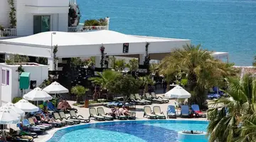 ALBA QUEEN HOTEL