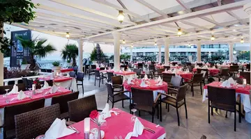 ALBA QUEEN HOTEL