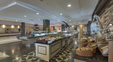 ALBA QUEEN HOTEL