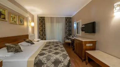 ALBA QUEEN HOTEL