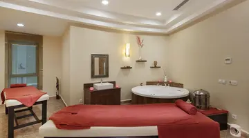 Alba Royal Hotel
