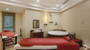Alba Royal Hotel