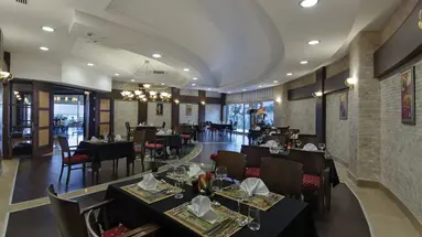 ALBA ROYAL HOTEL