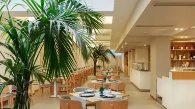 ALBATROS BEACH HOTEL