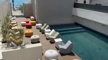 ALBATROS BEACH HOTEL