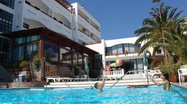Albatros Hotel