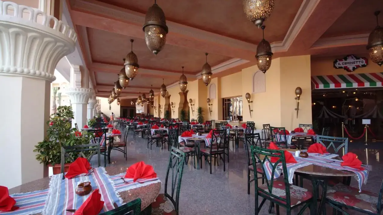 Albatros Palace