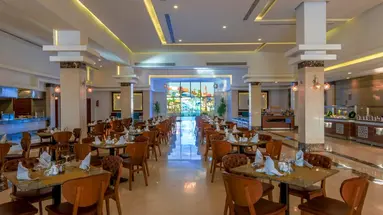 ALBATROS SEA WORLD RESORT