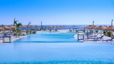 ALBATROS SEA WORLD RESORT