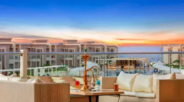 ALBATROS SEA WORLD RESORT
