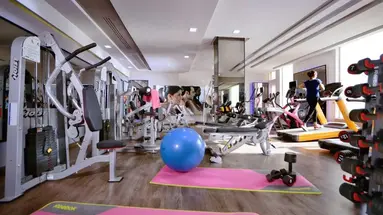Albatros White Beach Hotel
