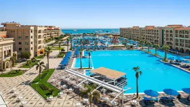 Albatros White Beach Hotel