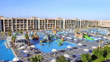 Albatros White Beach Hotel