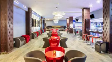 Albatros White Beach Hotel