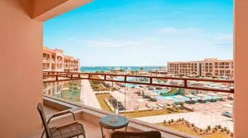 ALBATROS WHITE BEACH RESORT