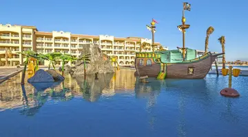 Albatros White Beach Resort