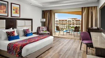 Albatros White Beach