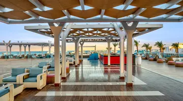 Albatros White Beach