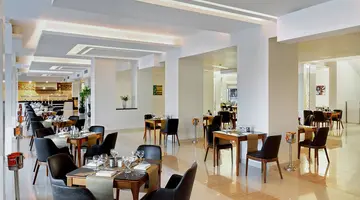 Albatros White Beach
