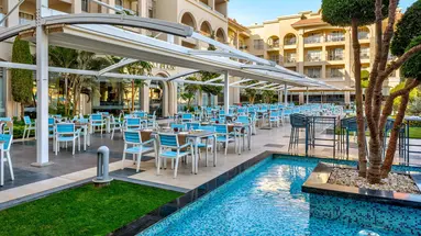 Albatros White Beach
