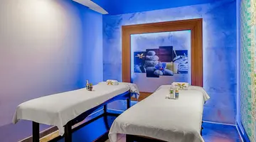 Albatros White Beach