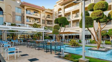 Albatros White Beach