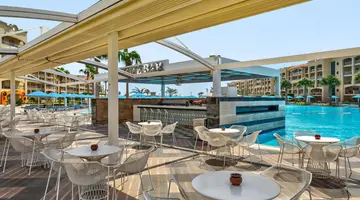 Albatros White Beach