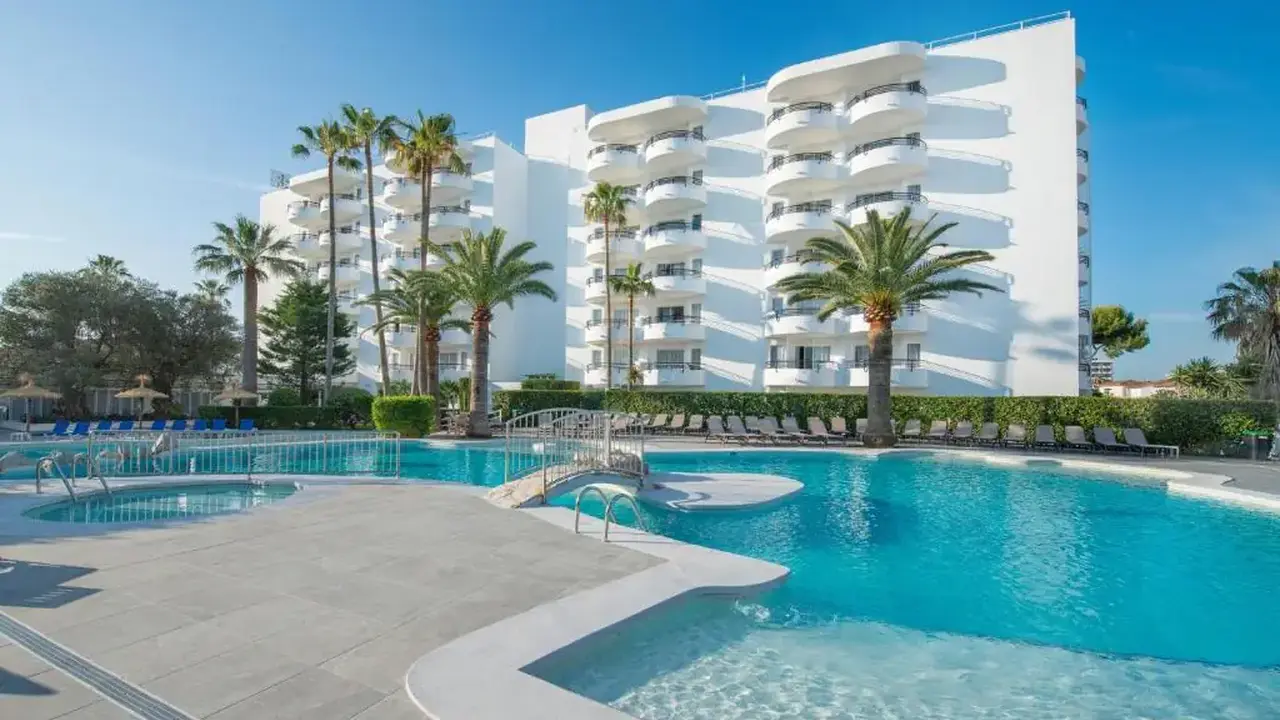 Alcudia Beach Apartments