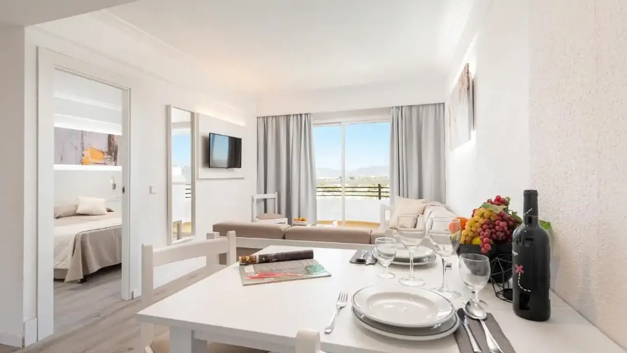 Alcudia Beach Apartments