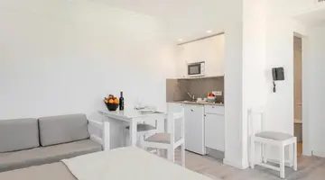 Alcudia Beach Apartments