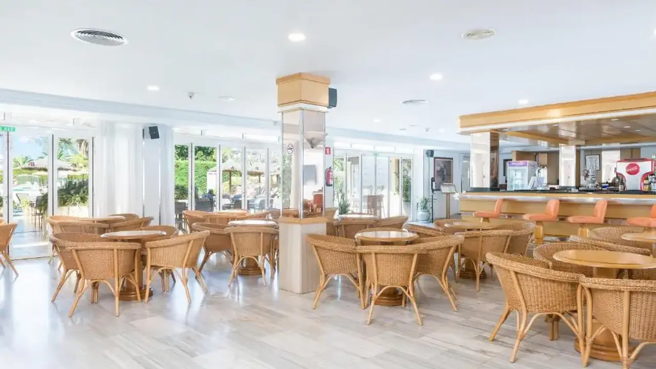 Alcudia Beach Apartments