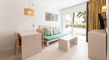 Alcudia Garden Apart