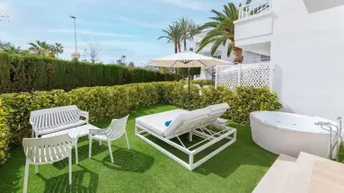 Alcudia Garden Apart