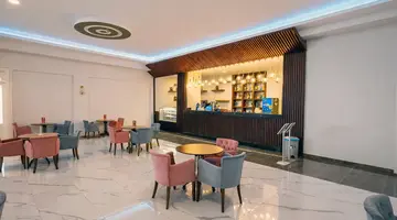 ALDER GARDEN HOTEL