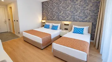 ALDER GARDEN HOTEL