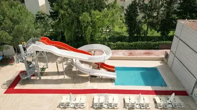 ALDER GARDEN HOTEL