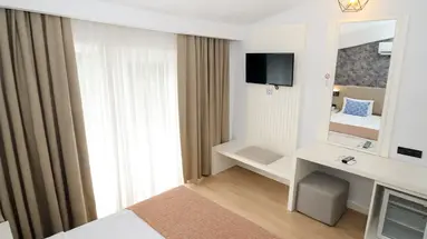 ALDER GARDEN HOTEL