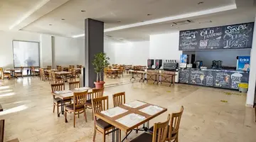 ALDER GARDEN HOTEL